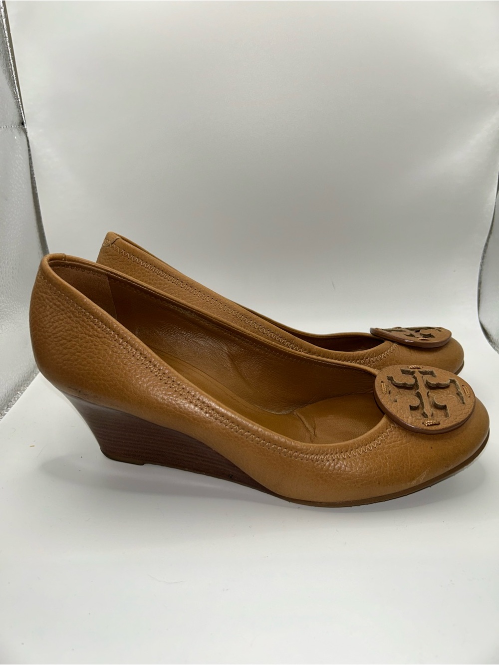 Tory Burch tan leather wedge heel slip on shoes size 10M